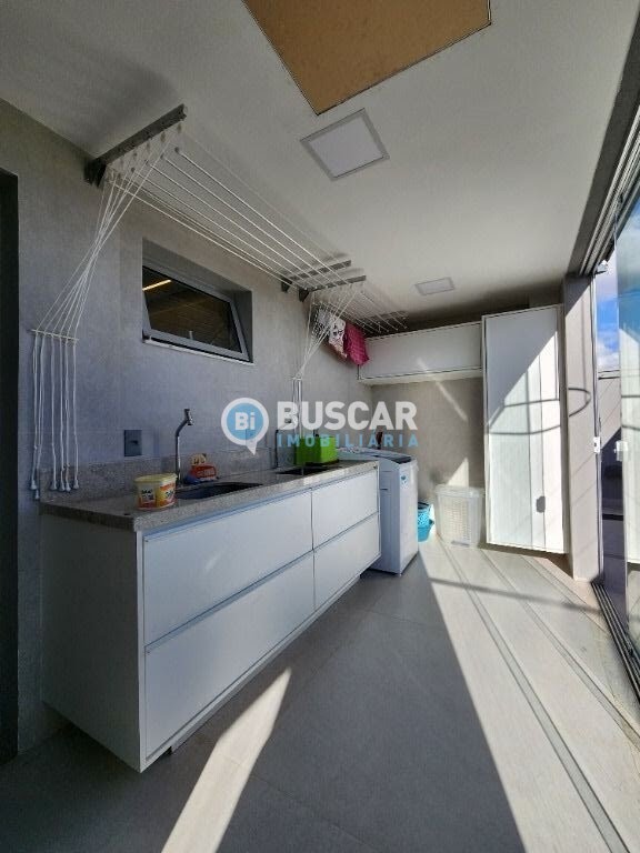 Casa à venda com 4 quartos, 4 suítes, 4 vagas e 358m² no Sim, Feira de Santana (BA) — foto 12 de 23