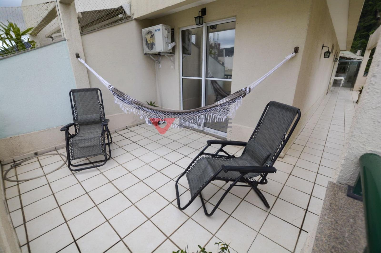 Cobertura à venda com 2 quartos, 2 suítes, 2 vagas e 203m² no Botafogo, Rio de Janeiro (RJ) — foto 9 de 27