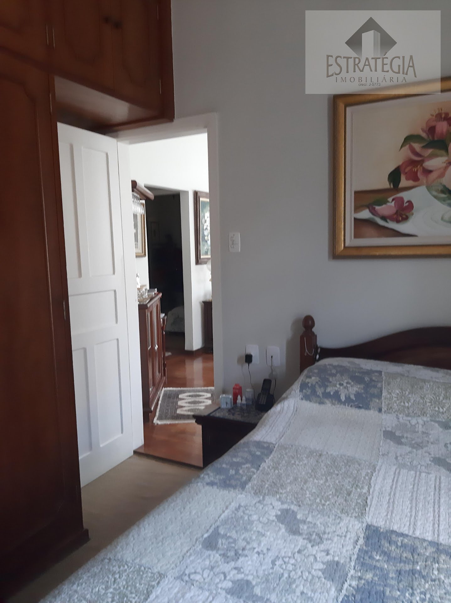 Casa à venda com 3 quartos, 1 suíte, 1 vaga e 190m² no Valparaíso, Petrópolis (RJ) — foto 7 de 30