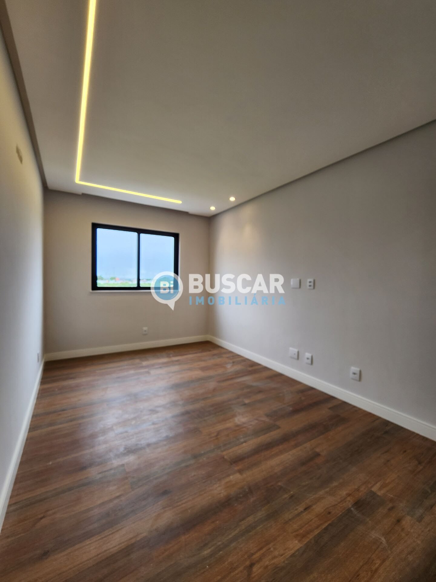 Casa à venda com 4 quartos, 4 suítes, 4 vagas e 307m² no Sim, Feira de Santana (BA) — foto 15 de 21