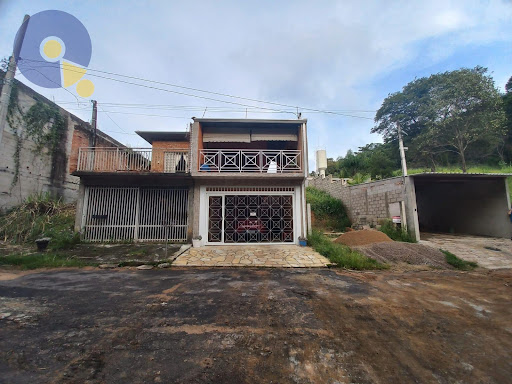 Casa à Venda em Jardim das Aves - 3 Dormitórios, R$ 550 mil