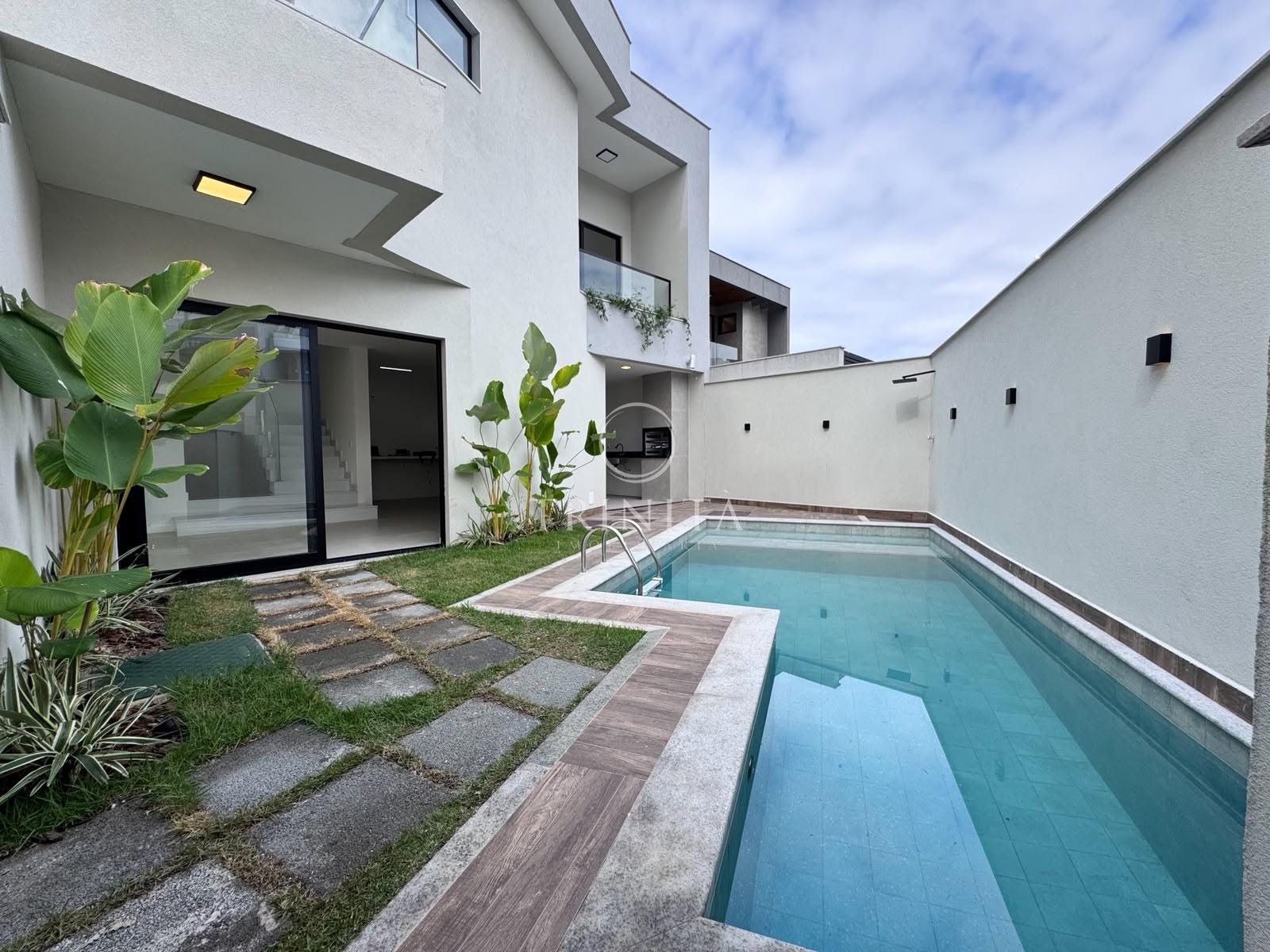 piscina-casa-210m²-dream-garden-vargem-pequena