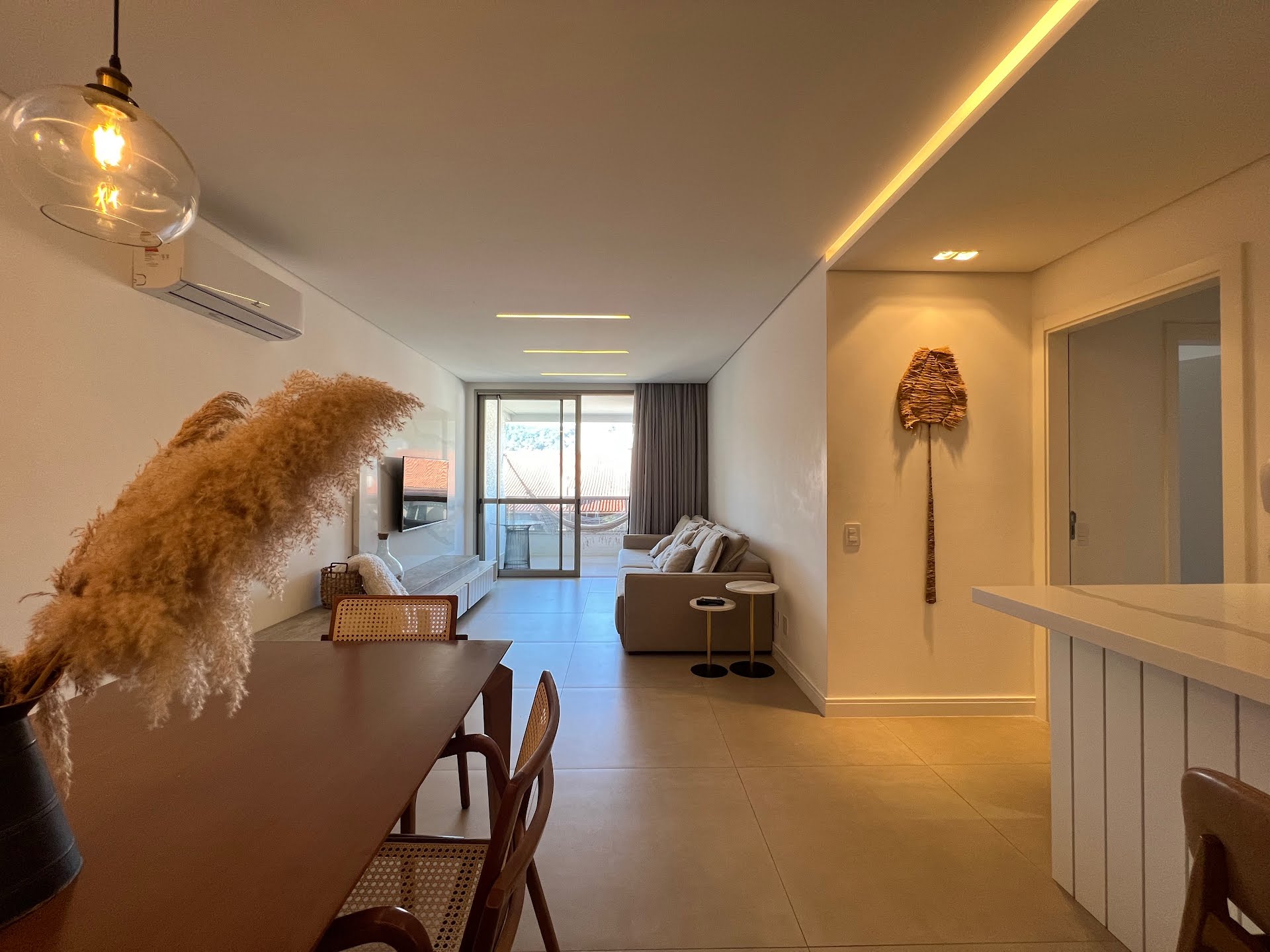 Apartamento à venda com 2 suítes, 1 vaga e 100m² no Jurerê, Florianópolis (SC) — foto 14 de 26