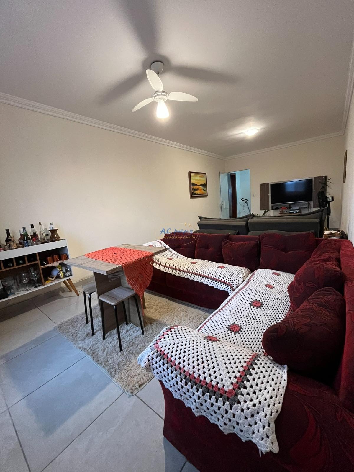 Casa à venda com 4 quartos, 4 banheiros, 2 vagas e 297m² no Nova Mirim, Praia Grande — foto principal