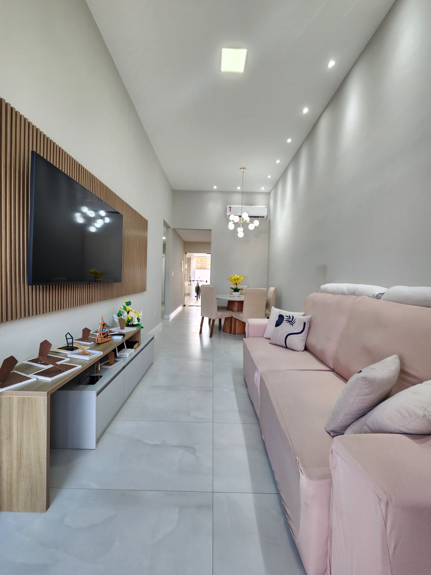 Casa à venda com 3 quartos, 1 suíte, 4 vagas e 150m² no Sim, Feira de Santana (BA) — foto 3 de 17