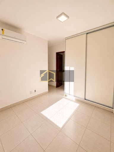 Apartamento em Village Veneza  -  Goiânia