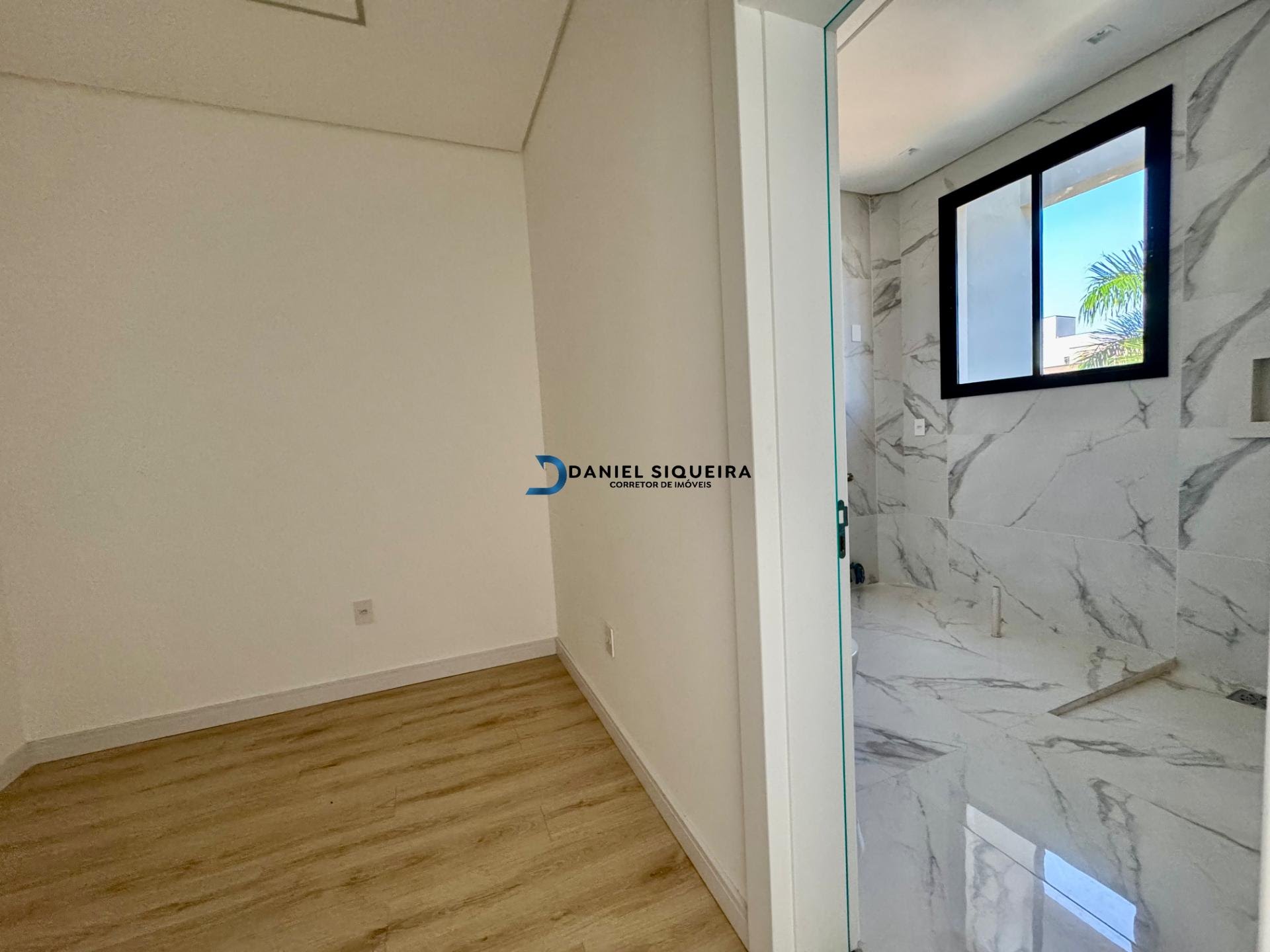 Casa à venda com 4 quartos, 1 suíte, 4 vagas e 237m² no Bairro Deltaville, Biguaçu (SC) — foto 26 de 30