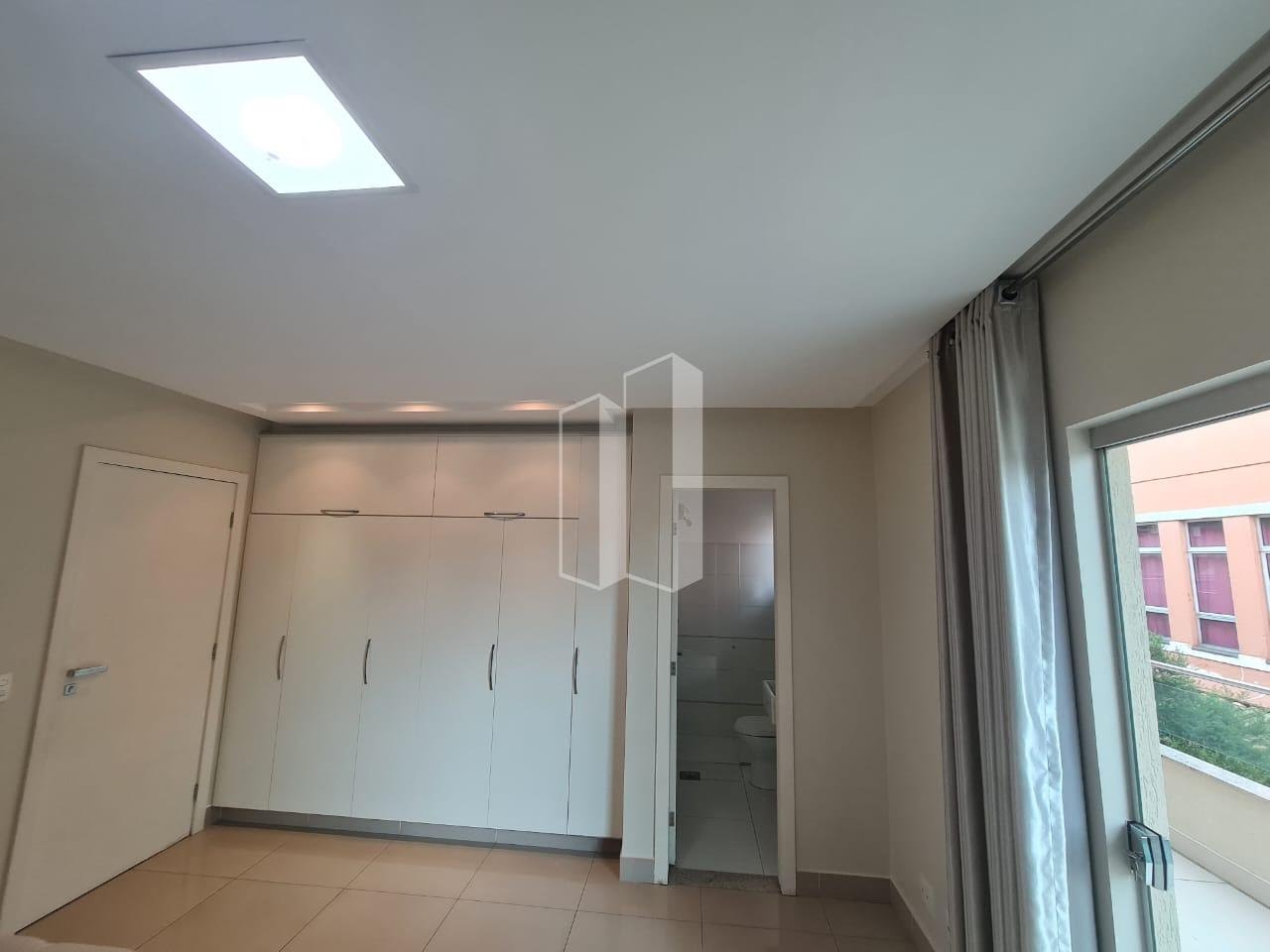 Casa à venda com 4 quartos, 4 suítes, 4 vagas e 281m² no Jardins Madri, Goiânia (GO) — foto 17 de 25