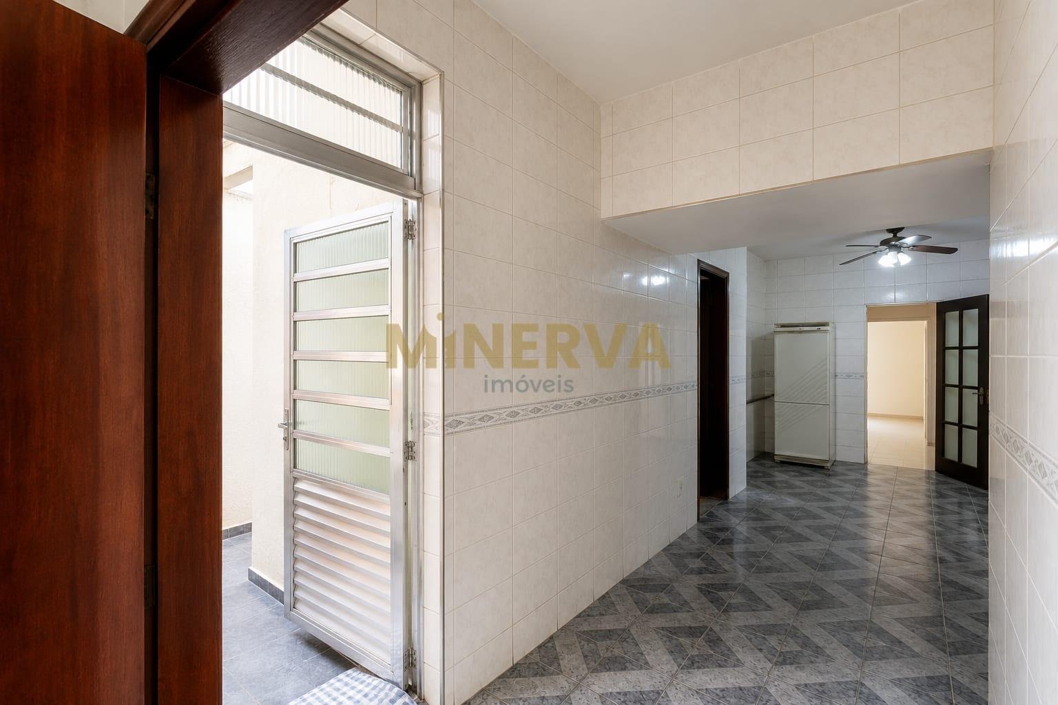 Casa para alugar com 3 quartos, 1 banheiro, 2 vagas e 137m² no Parque São Jorge, São Paulo (SP) — foto 14 de 20