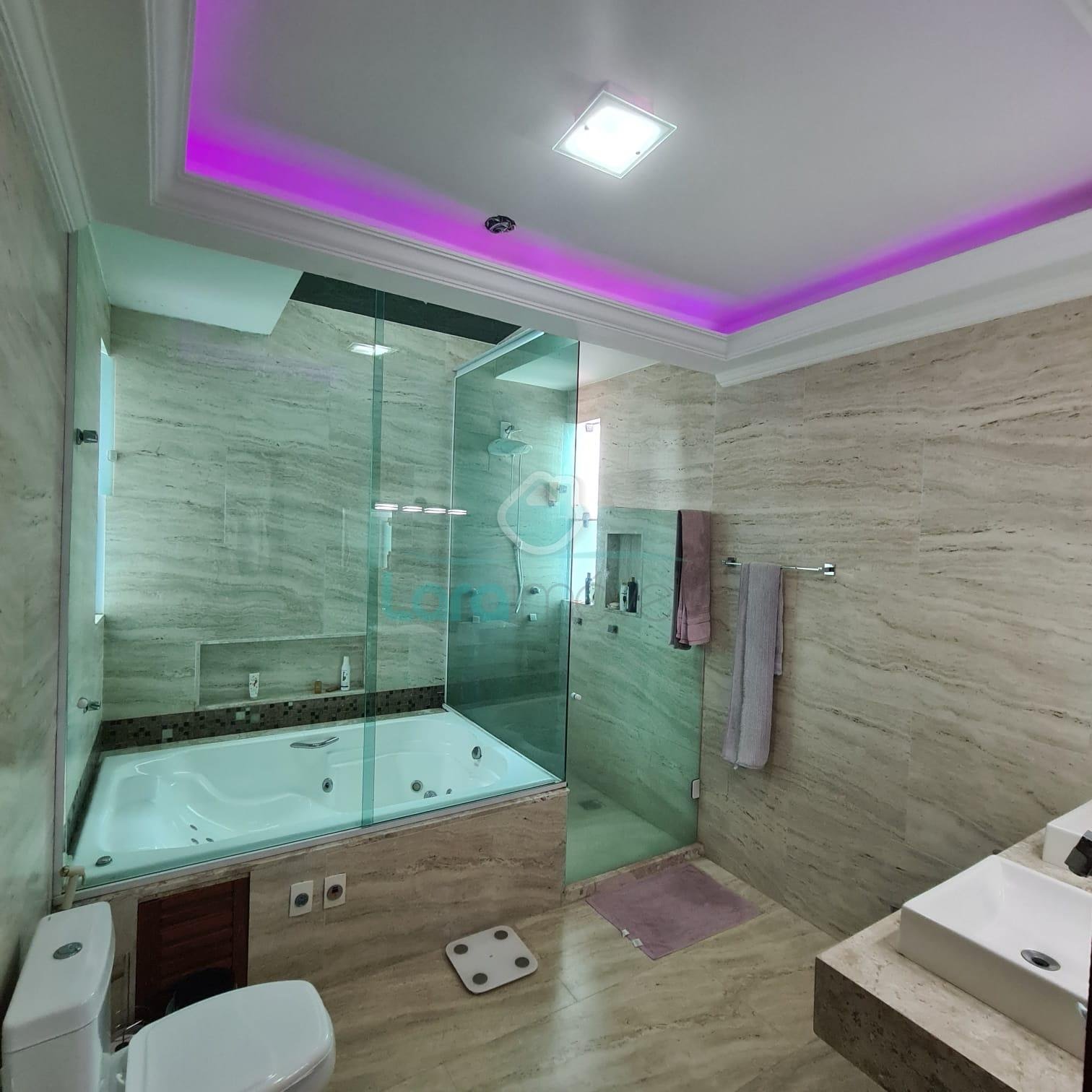 Casa à venda com 3 quartos, 2 suítes, 2 vagas e 280m² no Lagoa, Macaé (RJ) — foto 23 de 25