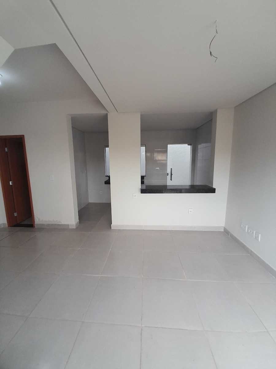 Casa à venda com 3 quartos, 1 suíte, 2 vagas e 110m² no Sao Joao Batista (venda Nova), Belo Horizonte (MG) — foto 11 de 20