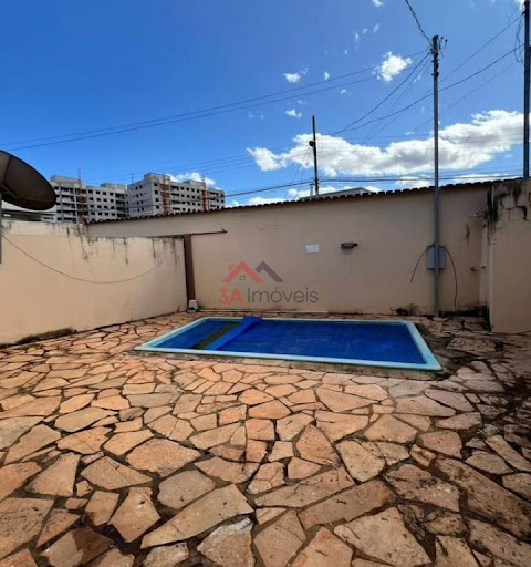 Casa a venda no bairro santa luzia 