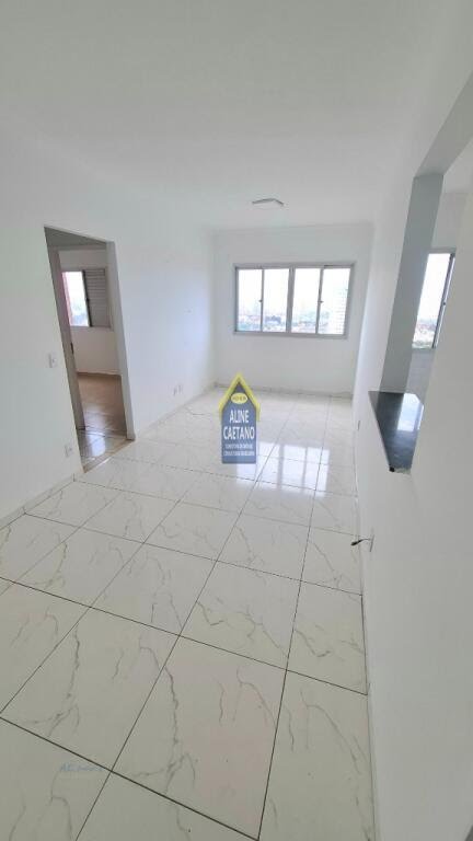 Apartamento à venda com 2 quartos, 1 banheiro, 1 vaga e 55m² no Nova Mirim, Praia Grande — foto principal