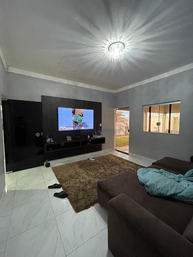 Casa à Venda em Interlagos - 270m², 2 Dormitórios, R$890k