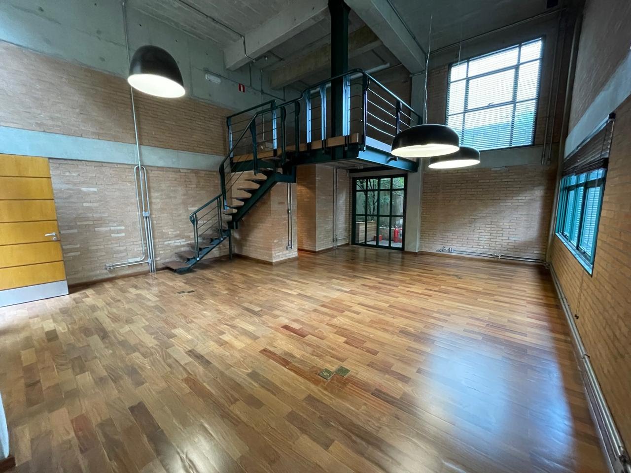 Conjunto Comercial para Locação Rua Fidalga, Vila Madalena/SP