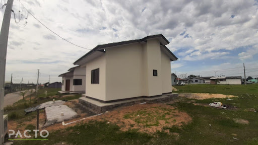 Casa para locação em Arapongas, Araranguá: 56m², 2 dormitórioS, 1 banheiro por R$ 1.100.