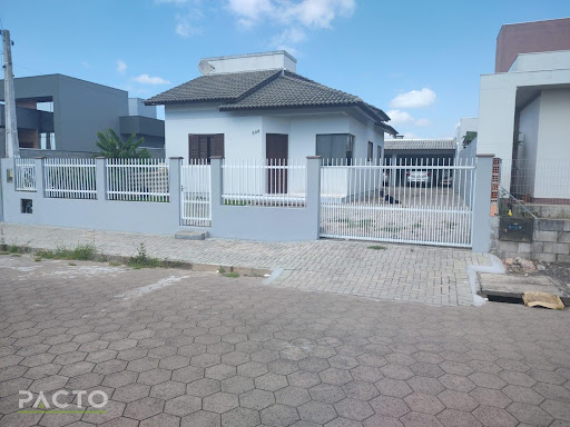 Casa em Caverazinho  -  Araranguá