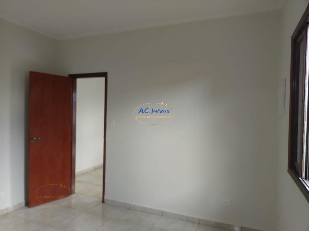 Casa à venda com 2 quartos, 1 suíte, 2 vagas e 136m² no Vilamar, Praia Grande (SP) — foto 19 de 29