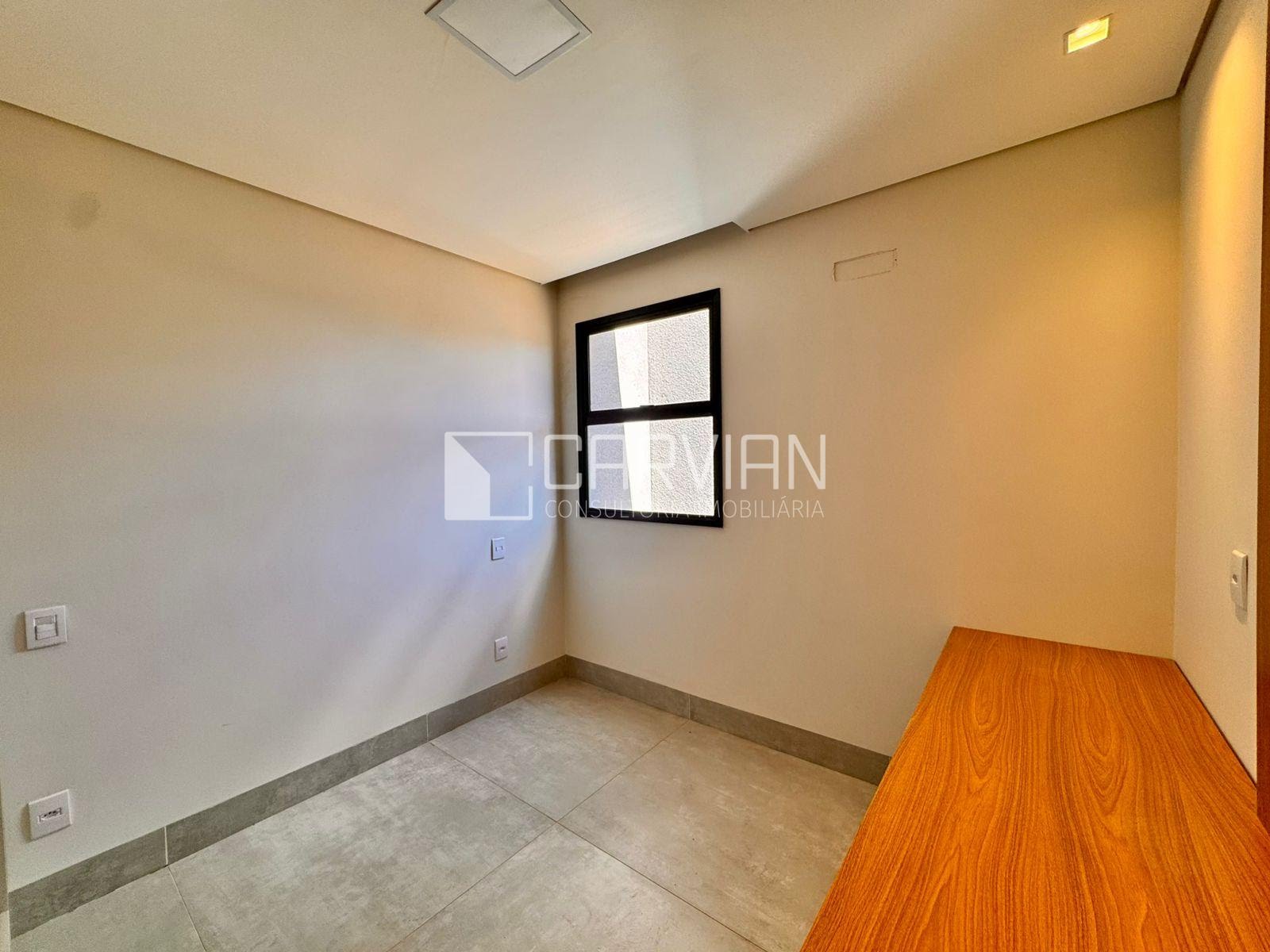 Casa à venda com 3 quartos, 3 suítes, 4 vagas e 229m² no Residencial Alto do Castelo, Ribeirão Preto (SP) — foto 10 de 29