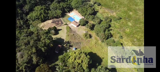 Oportunidade! Sítio em Bragança Paulista: 6 quartos, 2 suítes e 4 banheiros por R$ 2,9 milhões