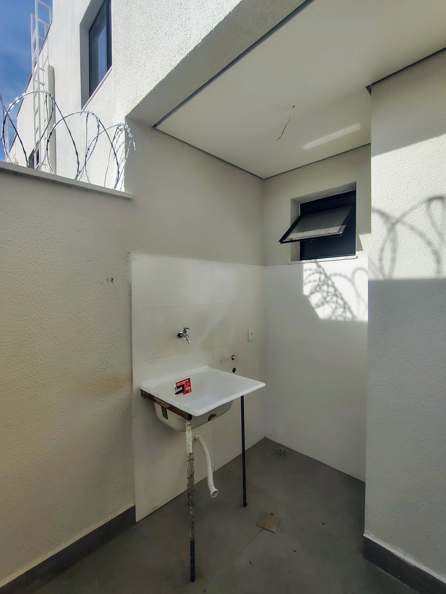 Casa à venda com 3 quartos, 1 suíte, 2 vagas e 127m² no Planalto, Belo Horizonte (MG) — foto 30 de 30
