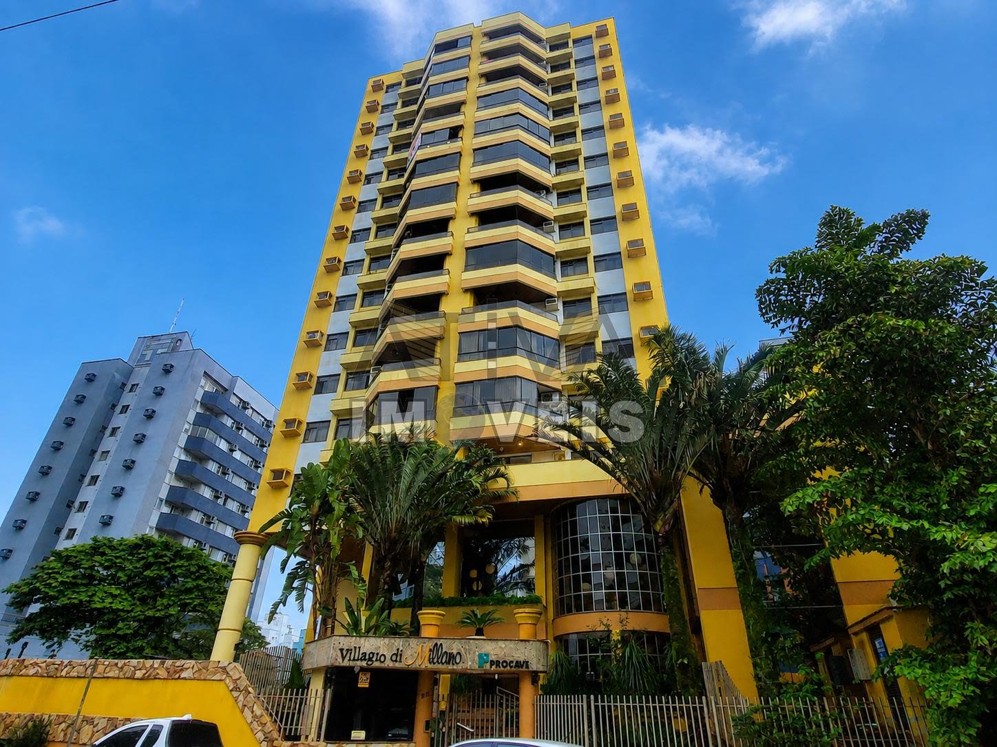 Frente Edifício