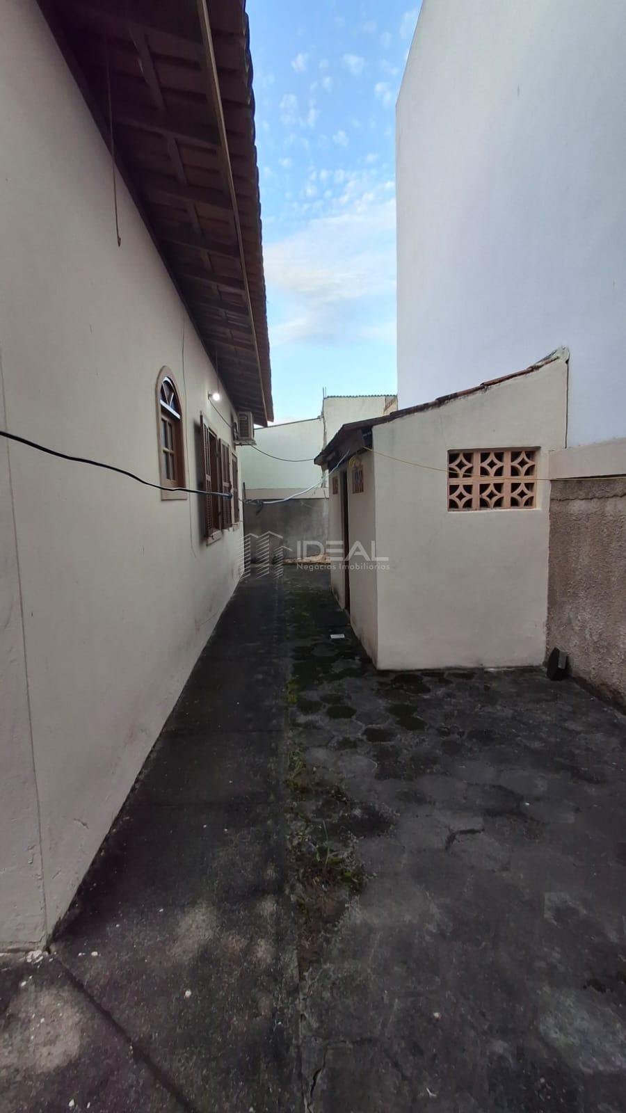 Casa à venda com 2 quartos, 2 banheiros, 3 vagas e 250m² no Parque José do Patrocínio, Campos dos Goytacazes (RJ) — foto 29 de 30
