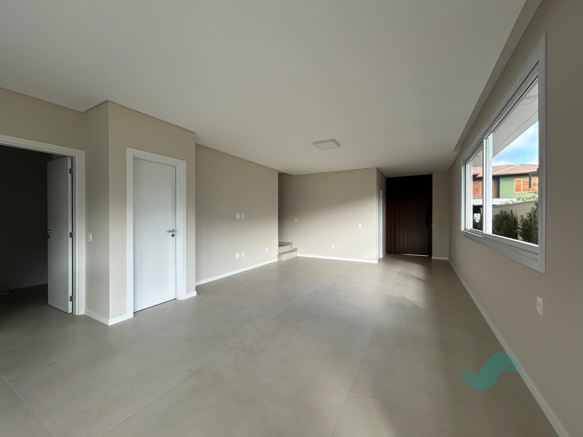 Casa à venda com 3 suítes, 2 vagas e 270m² no Lagoa da Conceição, Florianópolis (SC) — foto 11 de 27
