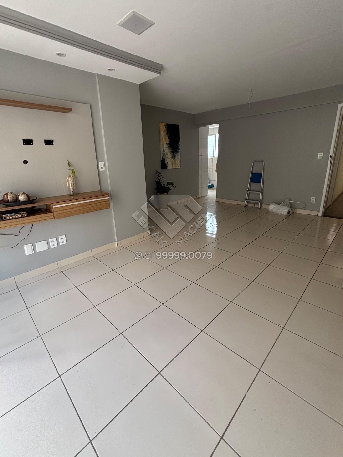 Compre Apartamento 3 quartos à venda em Campo Grande, Recife. 76m², varanda e 1 vaga. Excelente! Agende sua visita com Leicam Maciel.