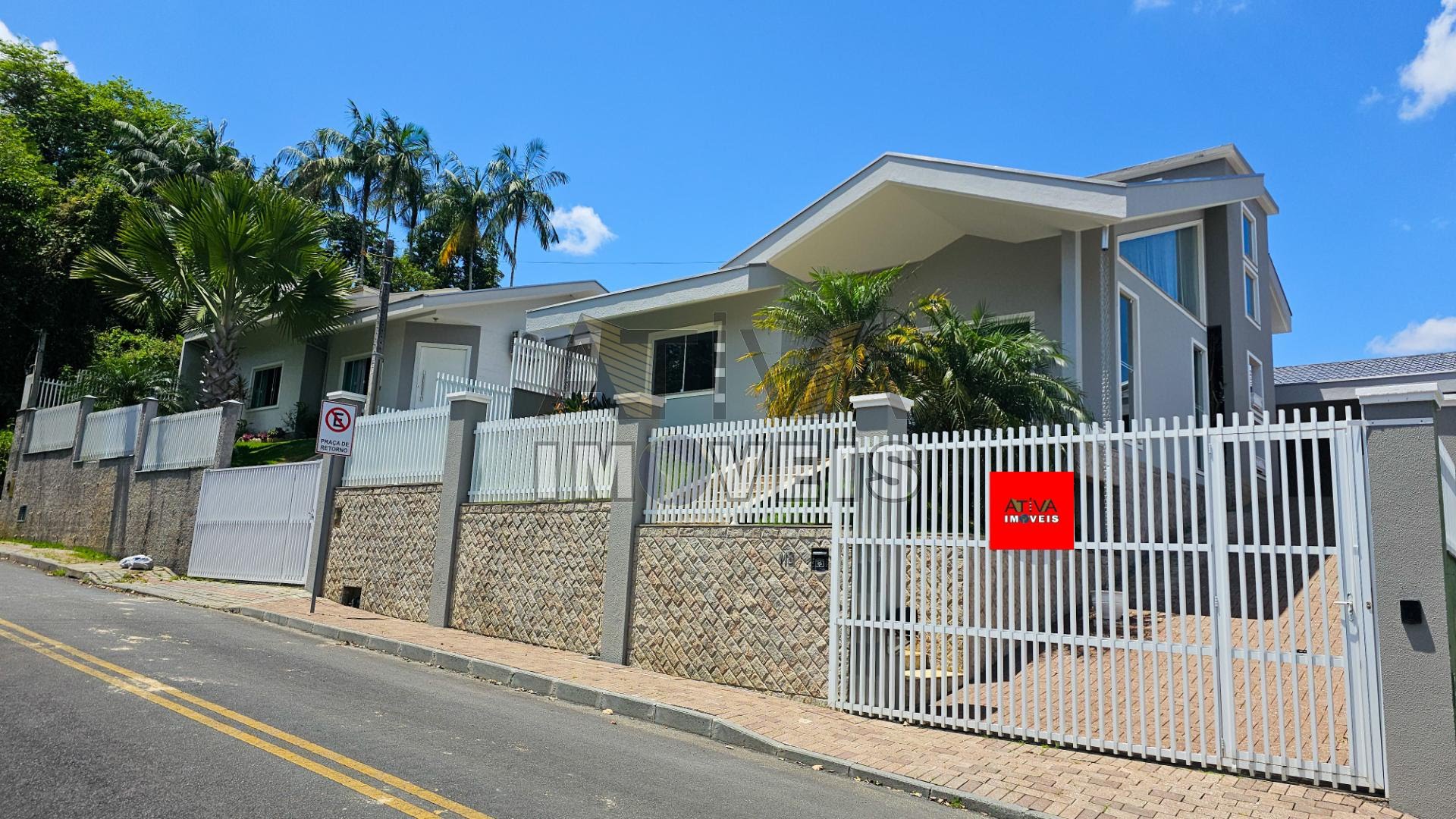 Frente Casa