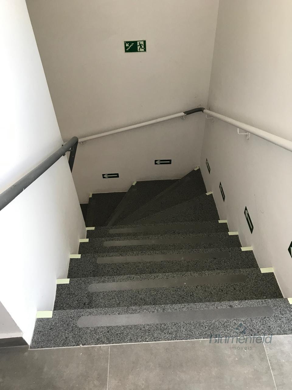 Apartamento para alugar com 1 quarto, 1 banheiro, 1 vaga e 35m² no Jardim Angelo, Arujá (SP) — foto 7 de 18