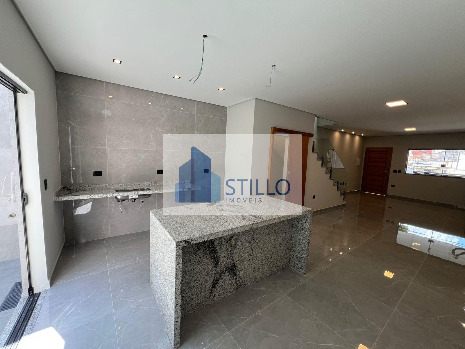 Casa à venda com 3 quartos, 1 banheiro, 2 vagas e 150m² no Vila Santa Isabel, São Paulo — foto principal