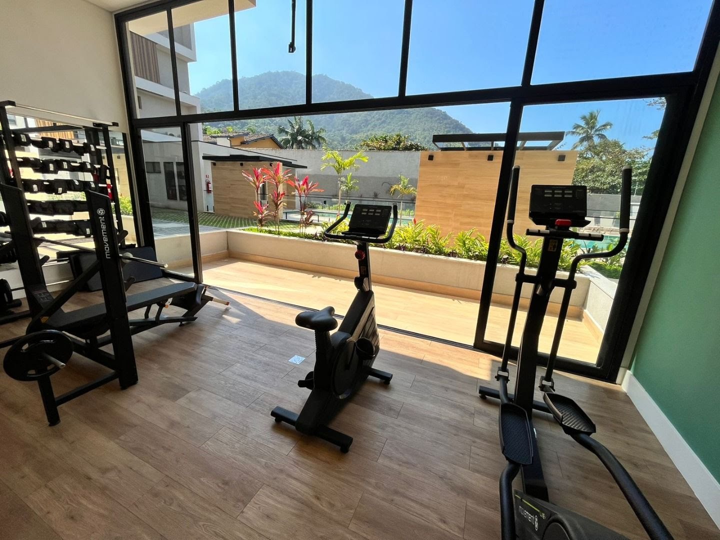 Apartamento à venda com 3 quartos, 3 banheiros, 2 vagas e 151m² no Enseada, Ubatuba (SP) — foto 4 de 7