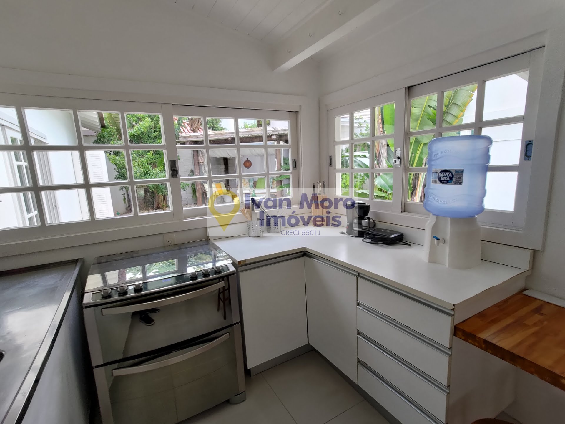 Casa à venda com 4 quartos, 4 suítes, 2 vagas e 200m² no Jurerê Internacional, Florianópolis (SC) — foto 20 de 30