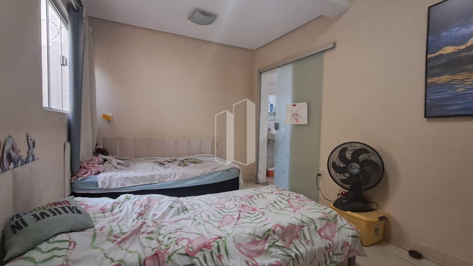Casa à venda com 5 quartos, 4 suítes, 5 vagas e 315m² no Vila Lucy, Goiânia (GO) — foto 9 de 12
