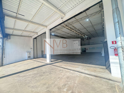 Galpão à Venda e Locação em Vargem Grande Paulista - 527m²
