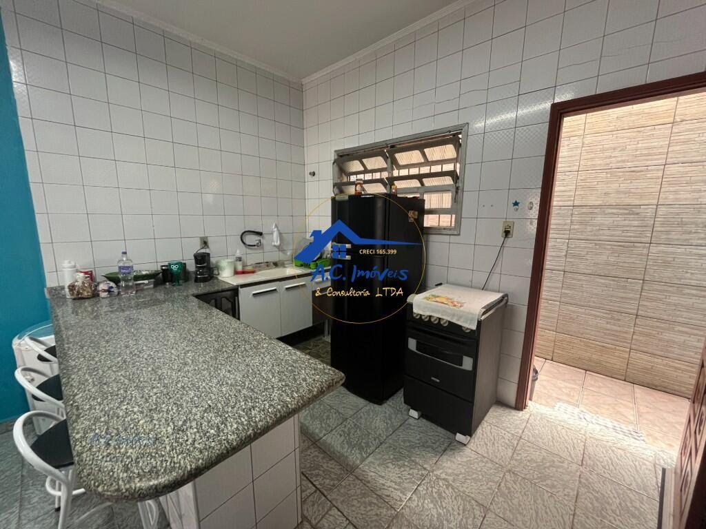 Casa à venda com 2 quartos, 1 banheiro, 1 vaga e 61m² no Jardim Imperador, Praia Grande (SP) — foto 4 de 24