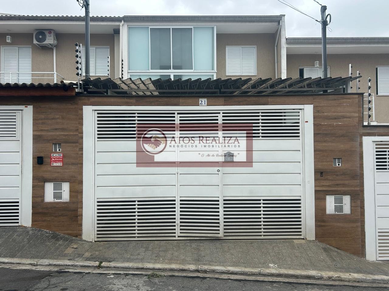 Casa à venda com 2 quartos, 2 banheiros, 2 vagas e 70m² no Jardim Santa Cruz (campo Grande), São Paulo — foto principal