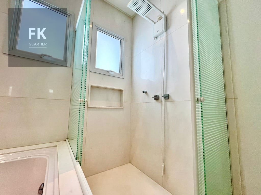 Casa à venda com 4 quartos, 4 suítes, 6 vagas e 620m² no Alphaville Residencial Um, Barueri (SP) — foto 21 de 30