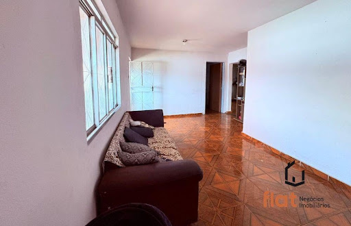 Casa à Venda no bairro São Paulo em Pará de Minas, 2 Quartos, 113m² por R$250mil