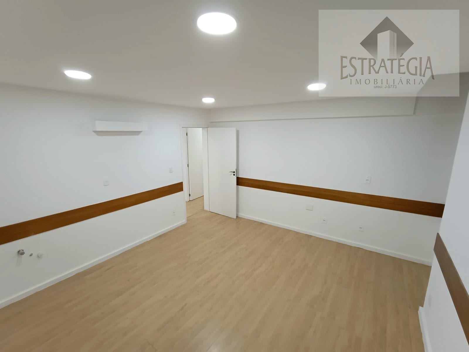 Comercial para alugar com 150m² no Centro, Petrópolis (RJ) — foto 11 de 15