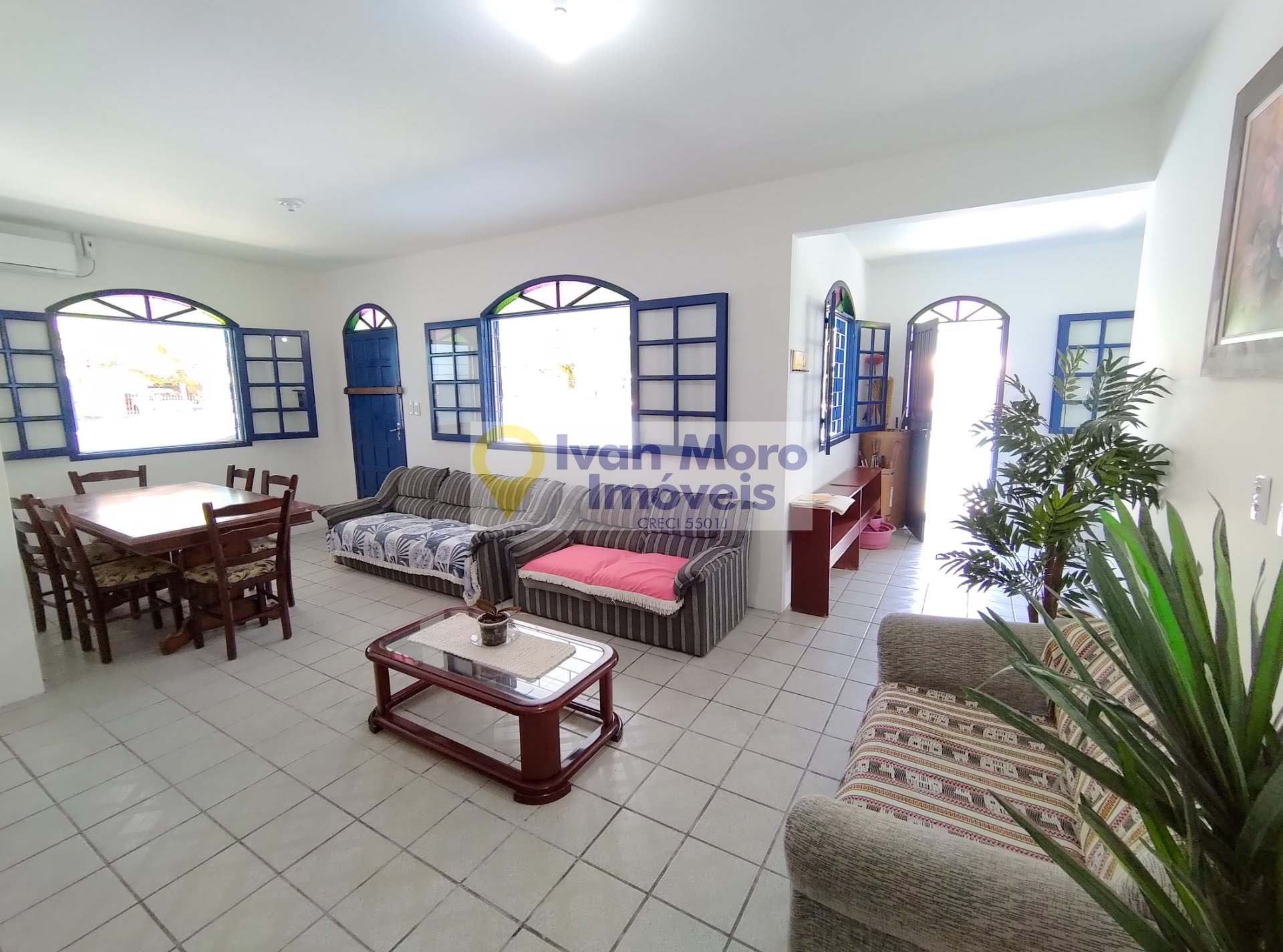 Casa para alugar com 4 quartos, 1 suíte, 3 vagas e 180m² no Daniela, Florianópolis (SC) — foto 15 de 27