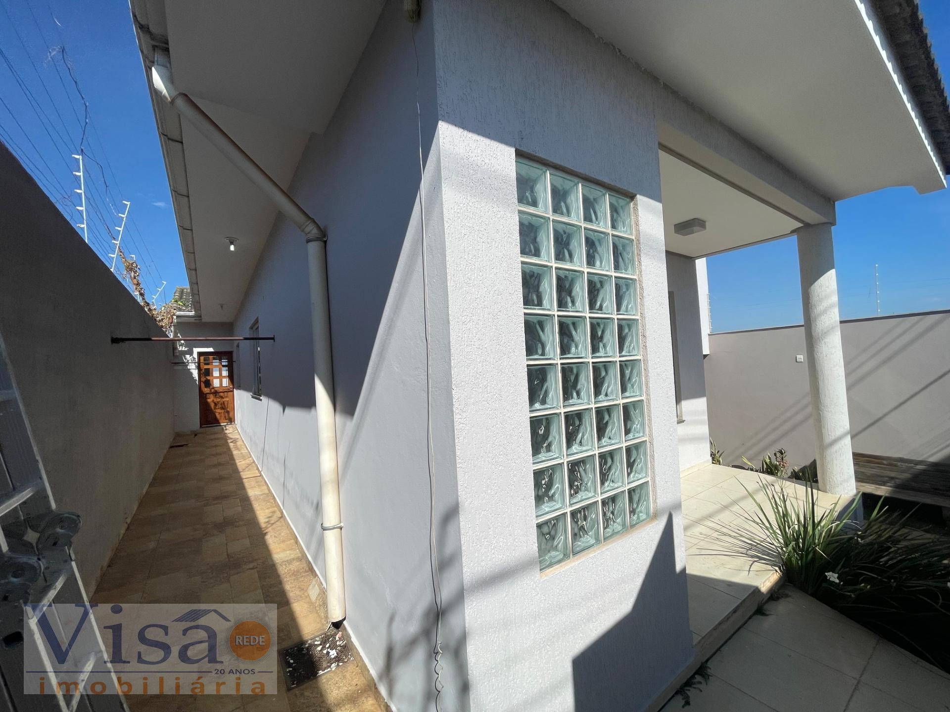 Casa à venda com 3 quartos, 1 suíte, 3 vagas e 200m² no Vila Mariana, Paracatu (MG) — foto 4 de 21