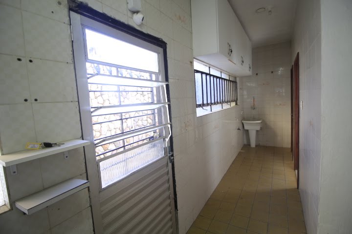 Casa à venda com 4 quartos, 3 suítes, 6 vagas e 322m² no Imbiribeira, Recife (PE) — foto 19 de 30