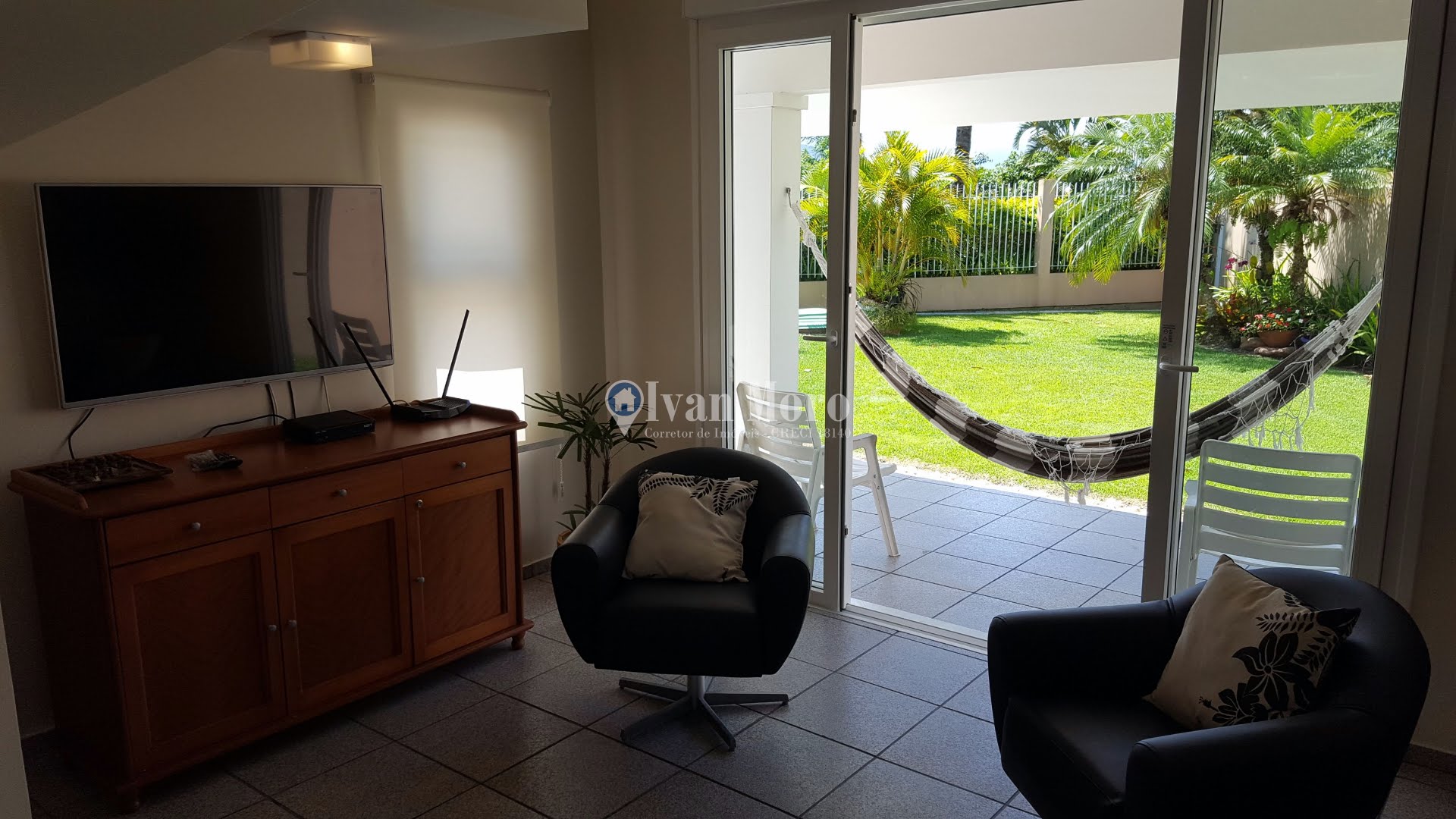 Casa para alugar com 4 quartos, 4 suítes, 3 vagas e 250m² no Daniela, Florianópolis (SC) — foto 22 de 30