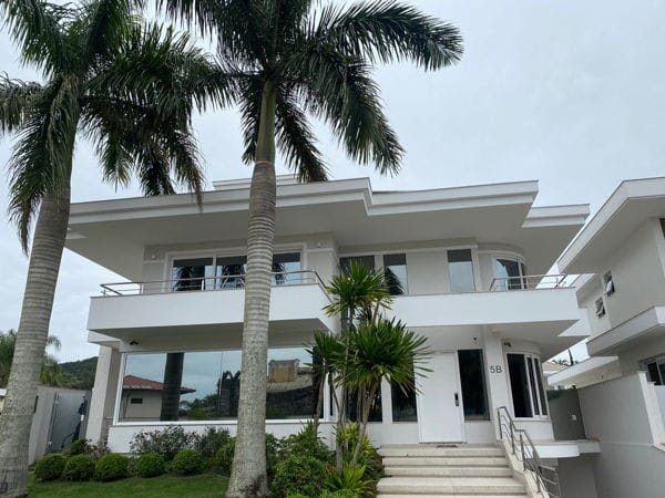 Casa à venda com 5 quartos, 5 suítes, 5 vagas e 940m² no Jurerê Internacional, Florianópolis (SC) — foto 28 de 29