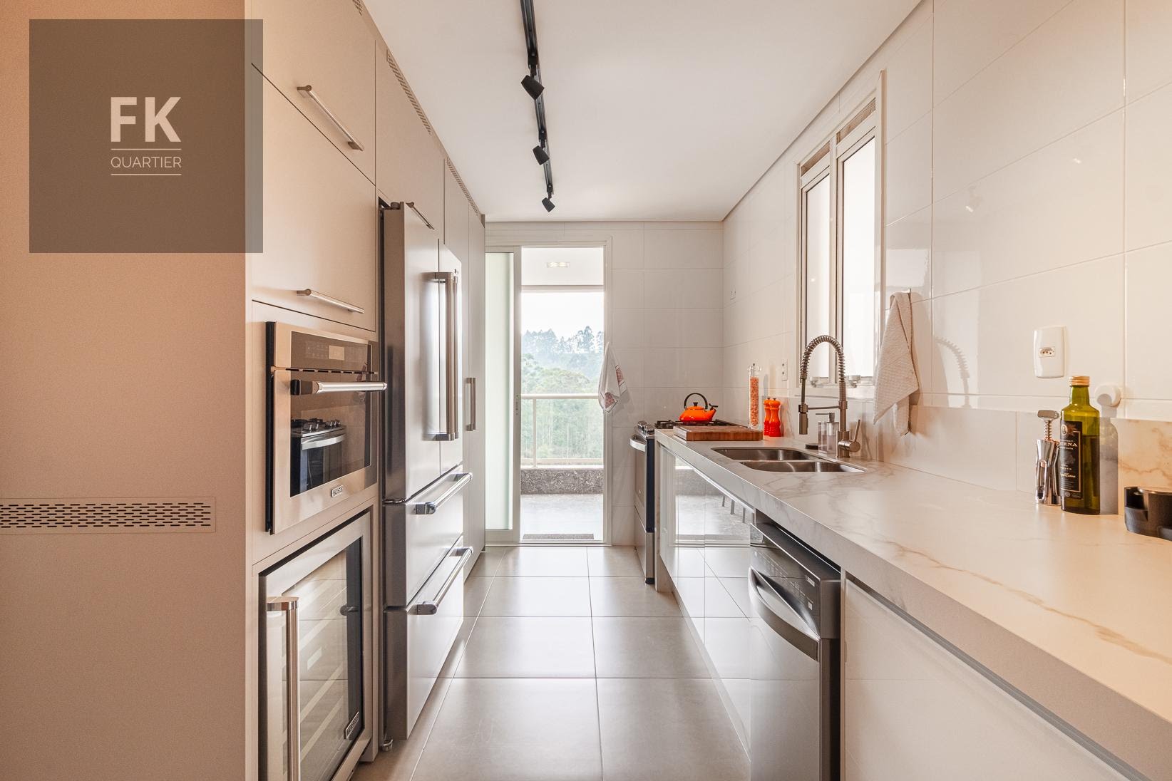 Apartamento à venda com 3 quartos, 3 suítes, 3 vagas e 175m² no Tamboré, Santana de Parnaíba (SP) — foto 24 de 26