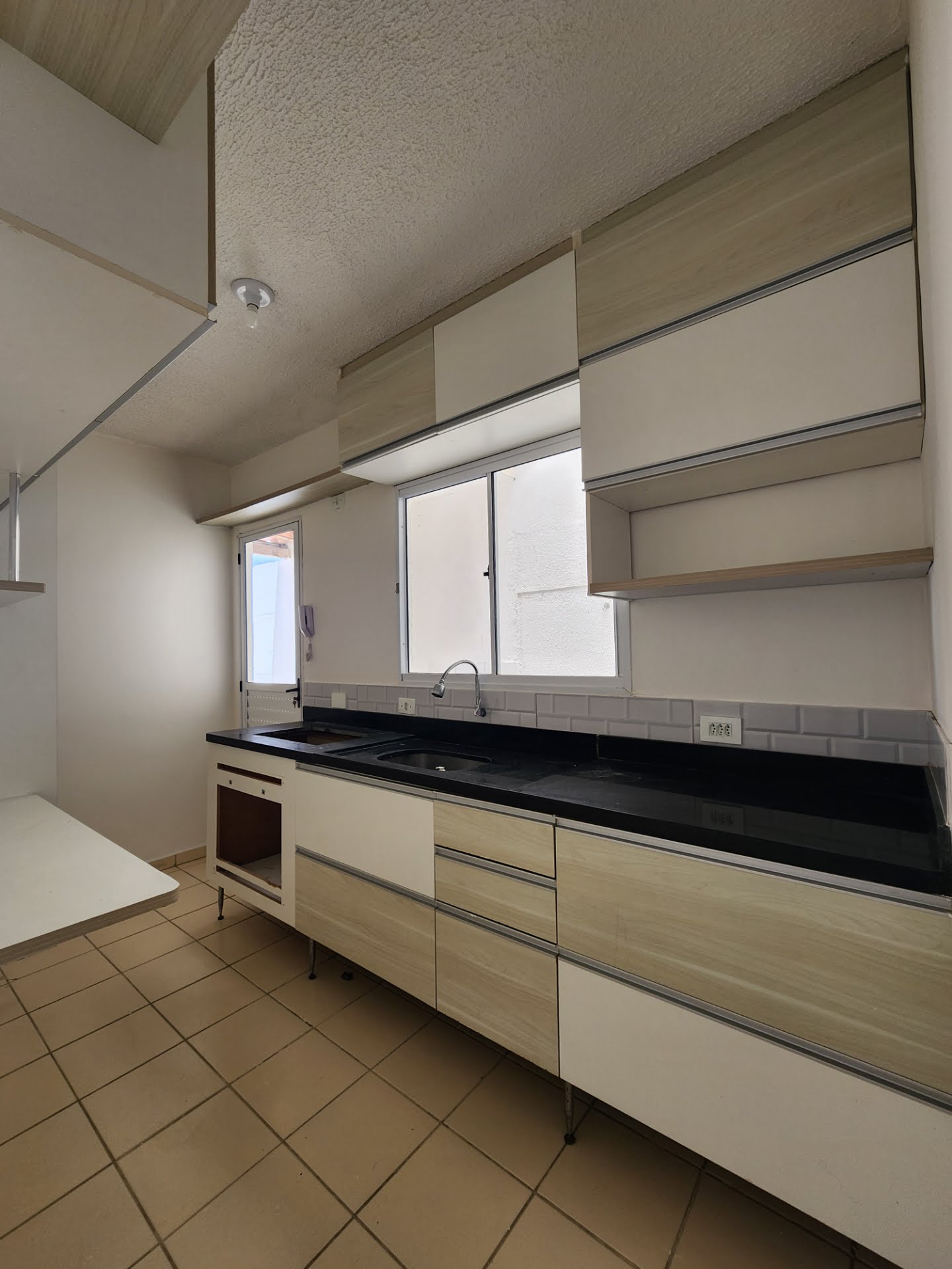 Casa à venda com 3 quartos, 1 suíte, 2 vagas e 150m² no Sim, Feira de Santana (BA) — foto 4 de 15