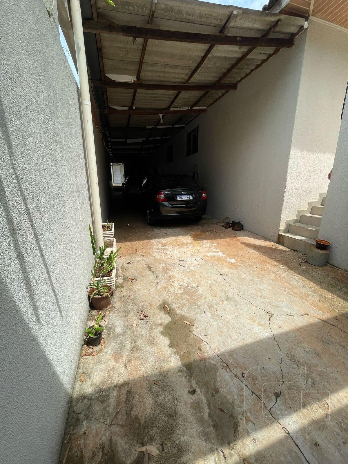 Casa à venda com 3 quartos, 4 vagas e 278m² no Jardim Flamingos, Apucarana (PR) — foto 25 de 26
