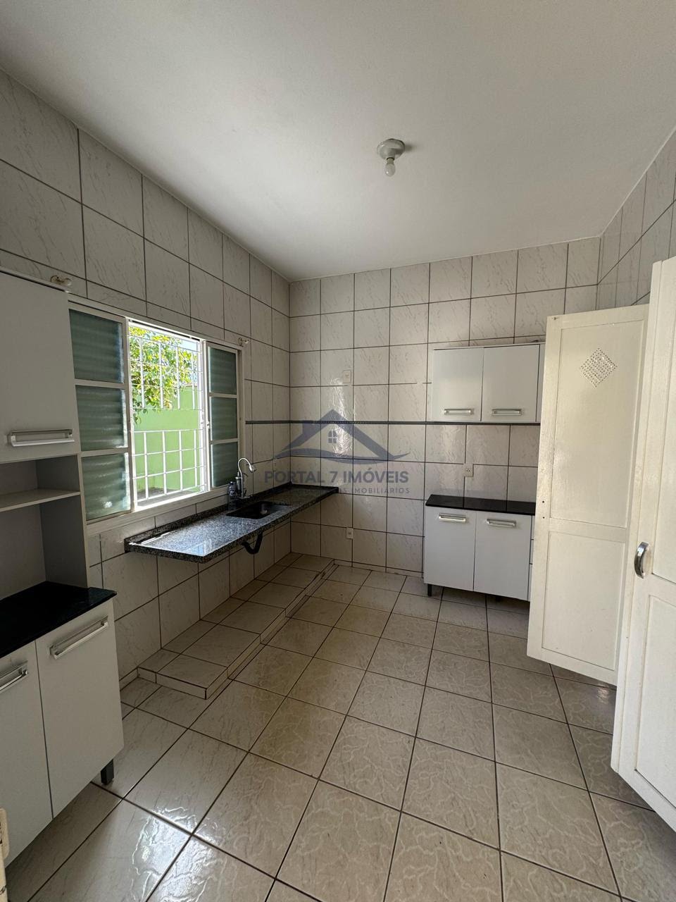 Casa à venda com 4 quartos, 2 suítes, 4 vagas e 180m² no Portal da Serra, Sete Lagoas (MG) — foto 13 de 25